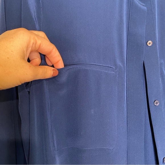 Vince Blue Silk Oversized Pocket Blouse Button Front Shirt Size 10 - Picture 6 of 12